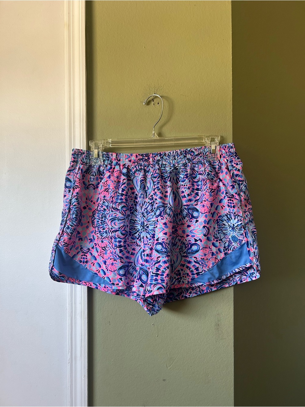 Lilly Pulitzer Luxletic Pink and Blue Floral Athletic Shorts  Sz L
